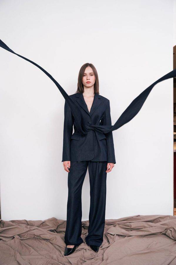 Obsidian Wrap Suit