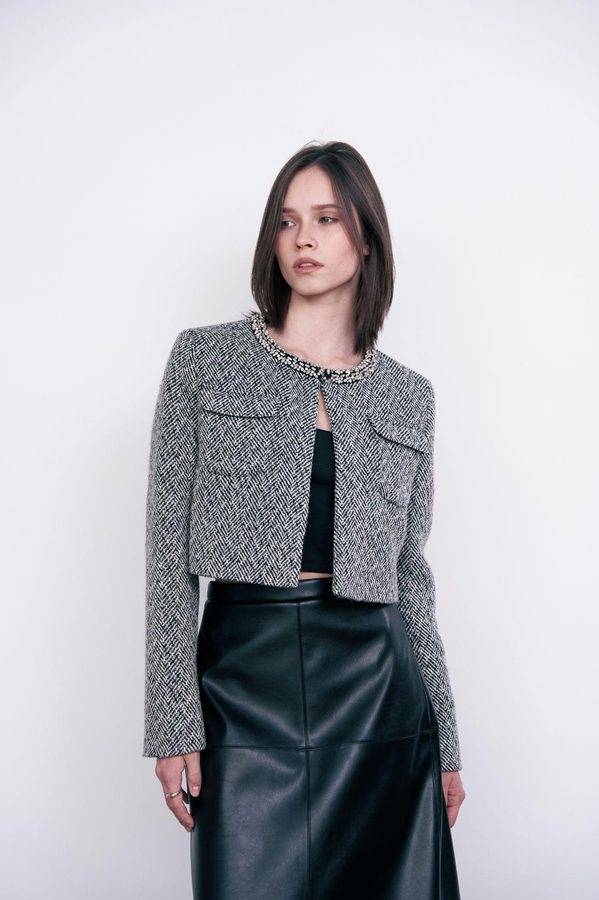 Tweed Crop Jacket With Jewel