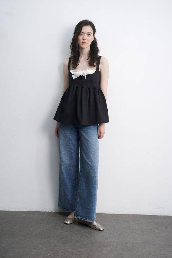 Cropped Denim Patch Pocket